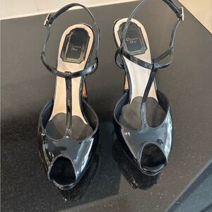 Dior Black Patent Leather Heels T strap Heel hight 5” with 1” platform